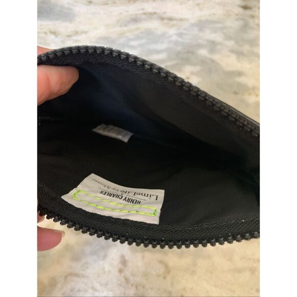 Black Makeup Bag #jewelry bag #glow #makeup bag #Christmas gift - Picture 5 of 5